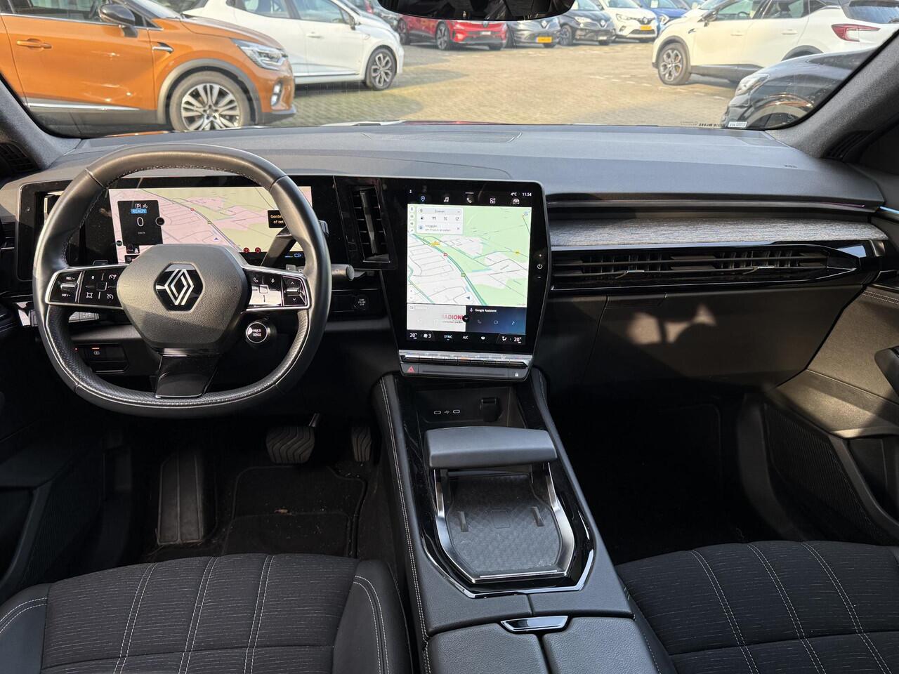 Renault Austral 1.2 E-Tech full hybrid 200 techno (Hoge instap) | Camera | Navigatie | Elektrische Achterklep | Dodehoek Sensoren | Dealer Onderhouden