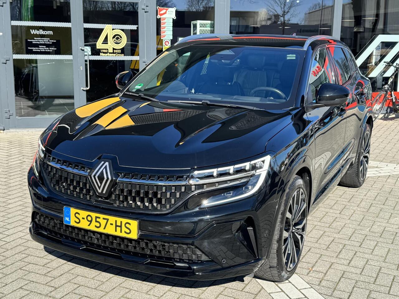 Renault Austral E-Tech full hybrid 200 iconic | Automaat | NL-Auto | Pack advance Driving Assist | Lederen interieur | 4 Control |