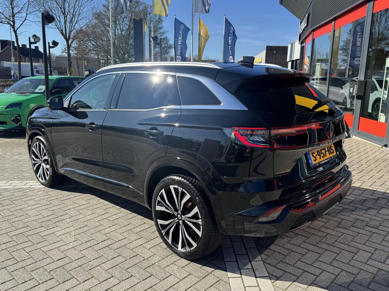 Renault Austral E-Tech full hybrid 200 iconic | Automaat | NL-Auto | Pack advance Driving Assist | Lederen interieur | 4 Control |