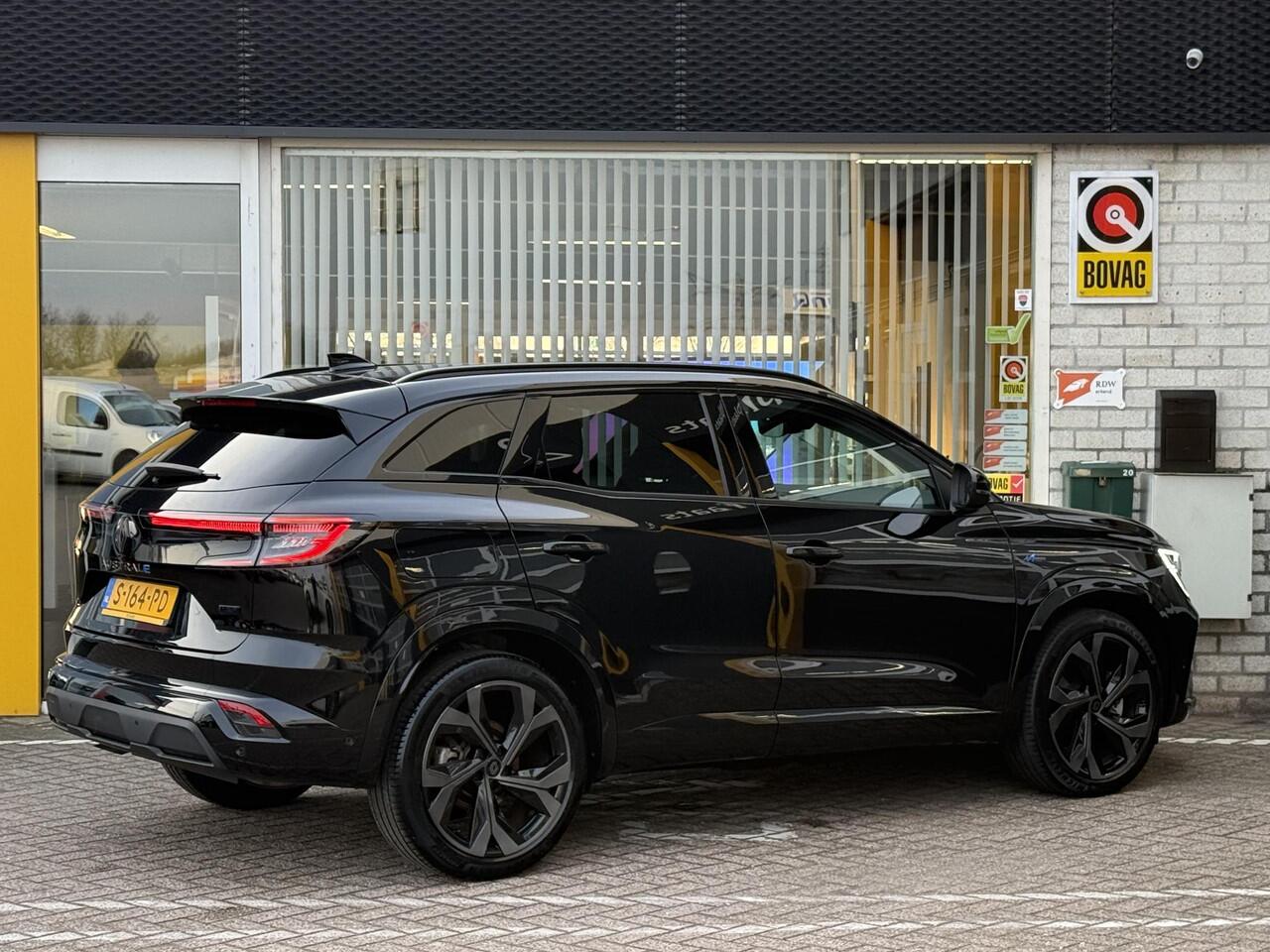 Renault Austral 1.2 E-Tech full hybrid 200 techno esprit Alpine | NAP | Eerste eigenaar | Dodehoek detectie | Elektrische achterklep | Navigatie | Achteruitrijcamera | LED | DAB |