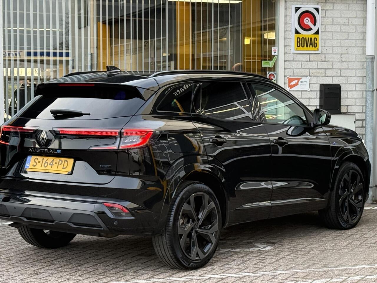 Renault Austral 1.2 E-Tech full hybrid 200 techno esprit Alpine | NAP | Eerste eigenaar | Dodehoek detectie | Elektrische achterklep | Navigatie | Achteruitrijcamera | LED | DAB |