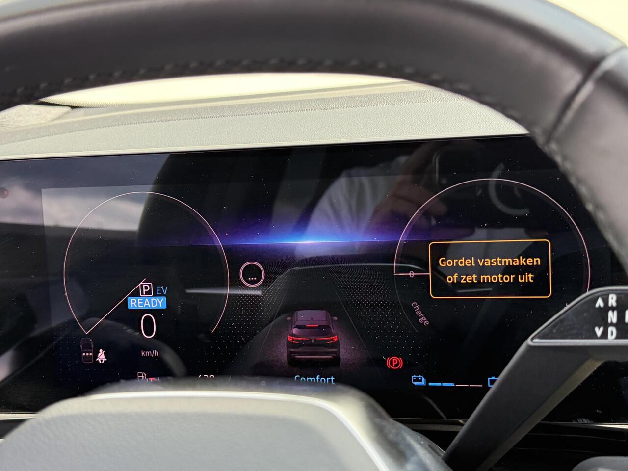 Renault Austral 1.2 E-Tech full hybrid 200 iconic (Hoge Instap) Navigatie | Camera | Winterpack | Harman & Kardon