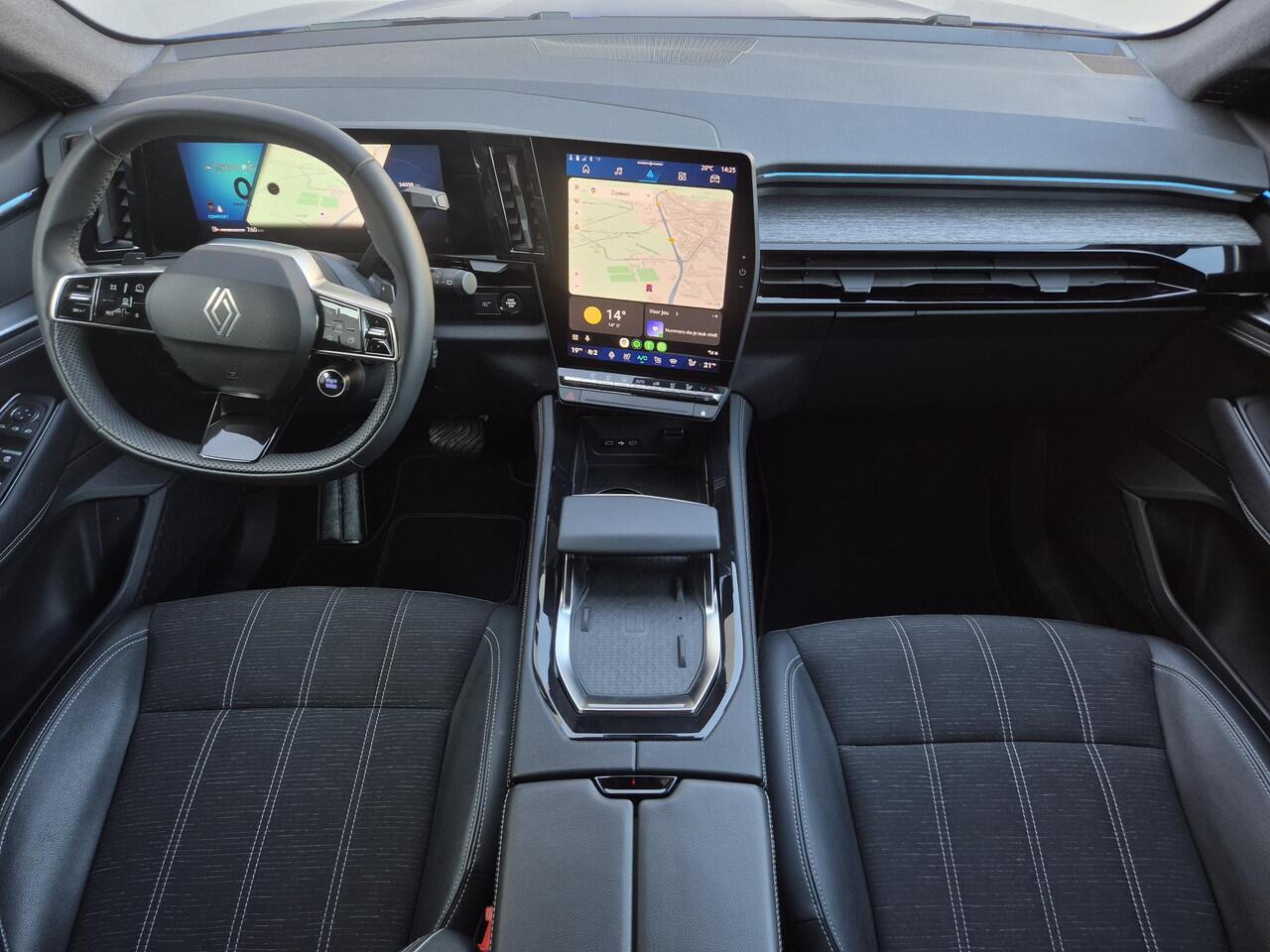 Renault Austral 1.3 mild hybrid 160 techno Automaat / Fabrieksgarantie tot 07-2026 / Pack Solid / Trekgewicht 1800 kg / Panoramadak / Apple Carplay Android Auto / Elektrische achterklep / Stuur-, Stoel en Voorruit verwarming / Achteruitrijcamera / Keyless Entry/Start /