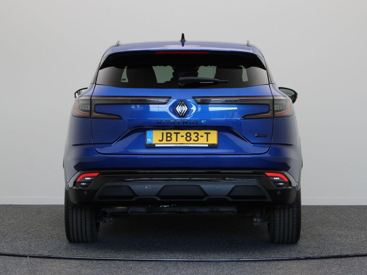 Renault Austral E-Tech full hybrid 200pk Iconic esprit Alpine | Massage Stoelen | Voorruit Verwarming | Stoel- en Stuurverwarming | Achteruitrijcamera |