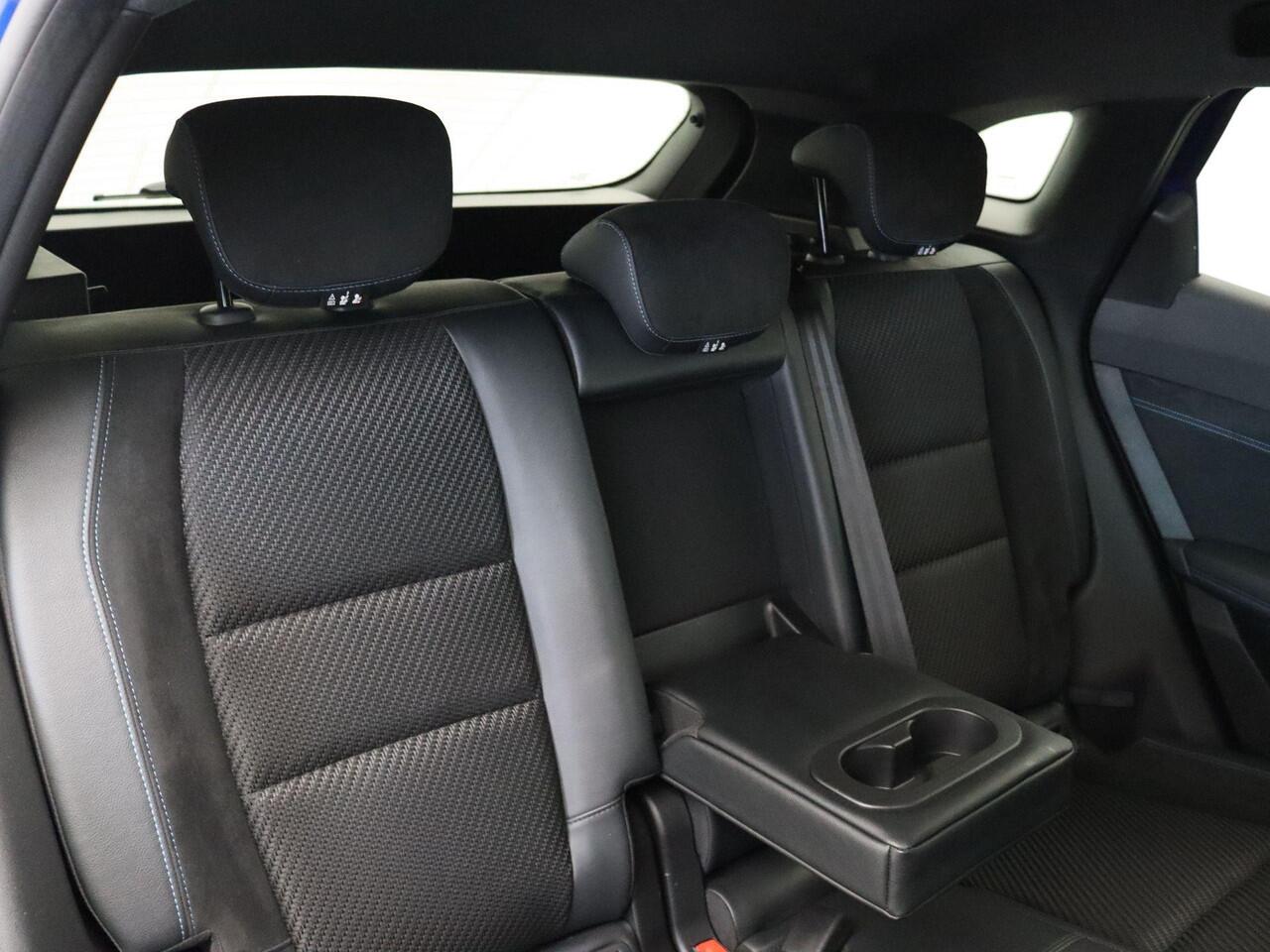 Renault Austral E-Tech full hybrid 200pk Iconic esprit Alpine | Massage Stoelen | Voorruit Verwarming | Stoel- en Stuurverwarming | Achteruitrijcamera |