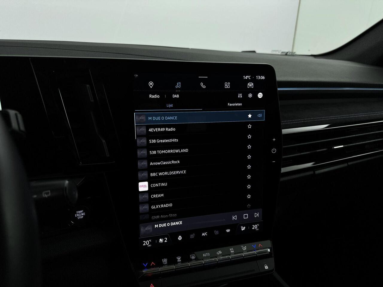 Renault Austral 1.2 E-Tech full hybrid 200Pk techno esprit Alpine | Google Navigatie | Apple & Android Carplay | Parkeersensoren Voor & Achter | Achteruitrijcamera | Adaptieve Cruise Control | Elektrisch Verstelbare Voorstoelen | Stoel, Stuur en Voorruitverwarming |