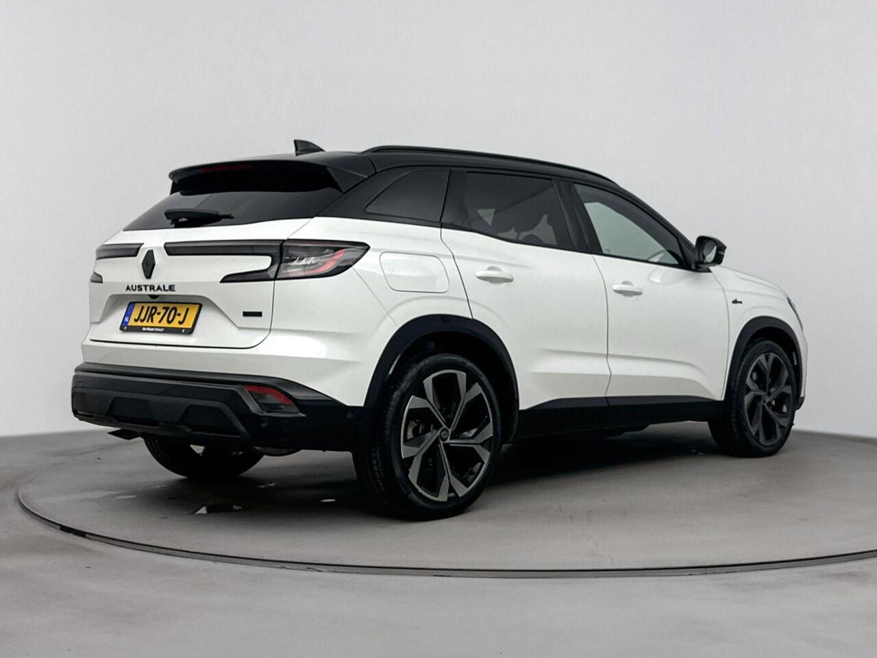 Renault Austral 1.2 E-Tech full hybrid 200Pk techno esprit Alpine | Google Navigatie | Apple & Android Carplay | Parkeersensoren Voor & Achter | Achteruitrijcamera | Adaptieve Cruise Control | Elektrisch Verstelbare Voorstoelen | Stoel, Stuur en Voorruitverwarming |