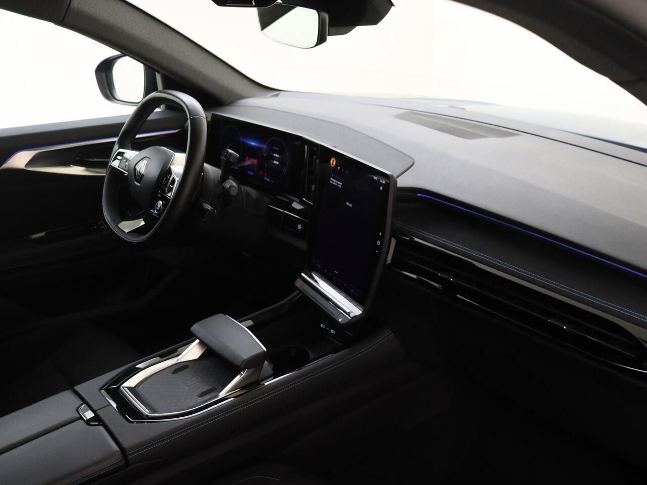 Renault Austral 1.2 E-Tech full hybrid 200 techno esprit Alpine | Automaat | Rondom camera | Stoelverwarming