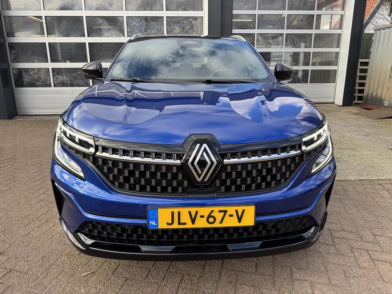 Renault Austral 1.2 E-Tech full hybrid 200 Iconic+Panodak!
