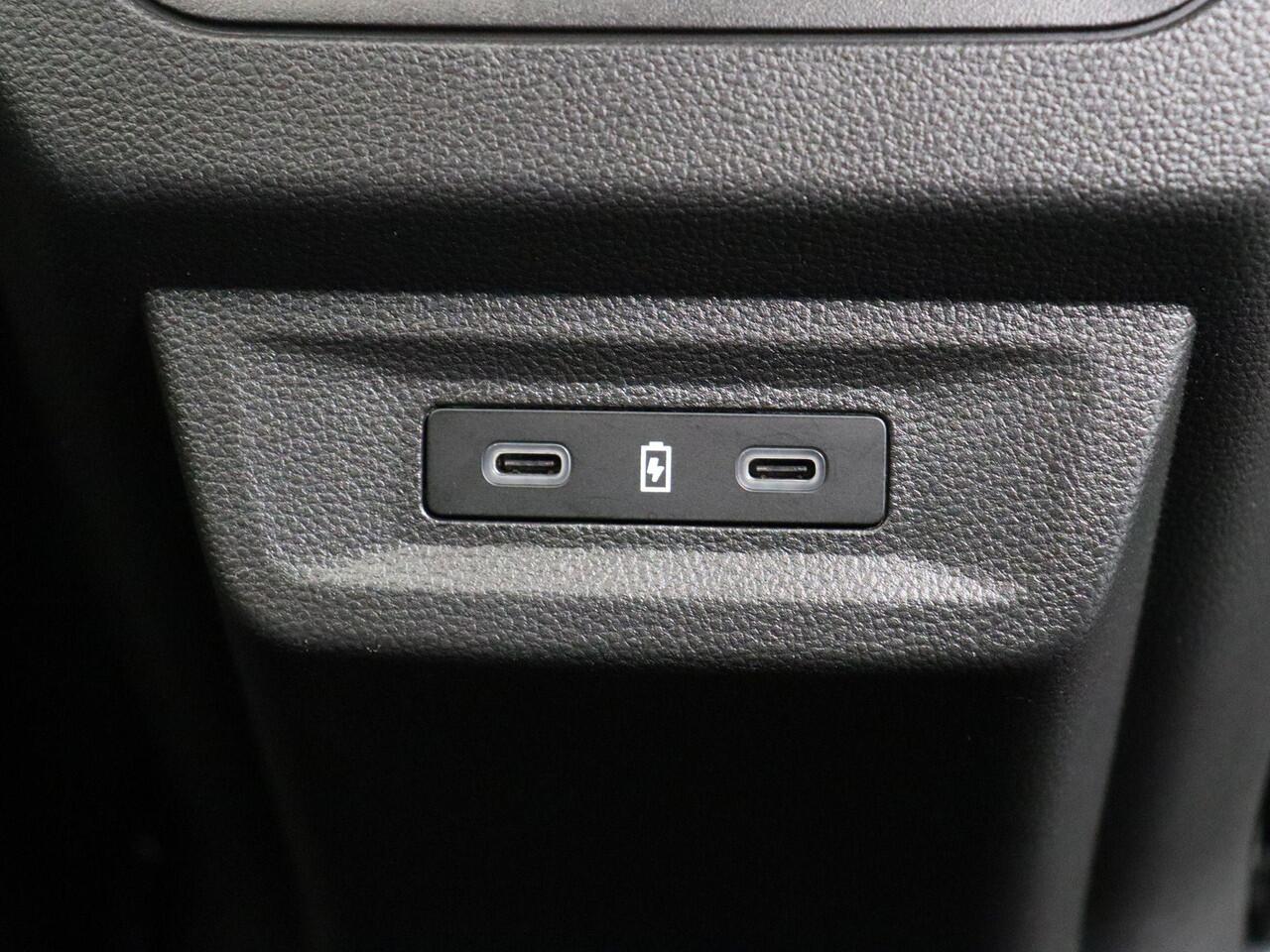 Renault Austral 200pk E-Tech full hybrid Iconic | 360* Camera | Masagestoel | Stoel en Stuurwielverwarming | Elektrische bestuurdersstoel |