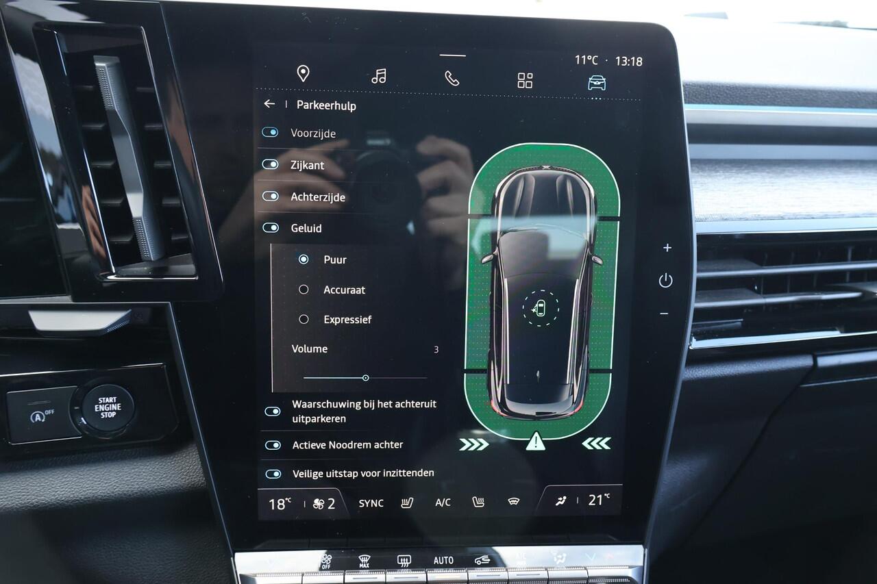 Renault Austral 1.2 mild hybrid advanced 130 techno 1e Eigenaar | Volledig Onderh | BTW | NL-Auto | 360 Cam | Sfeer | Navi | Elek Klep | Stoelverwarming | Climate | Carplay | Ad Cruise | Full Led | Keyless | PDC