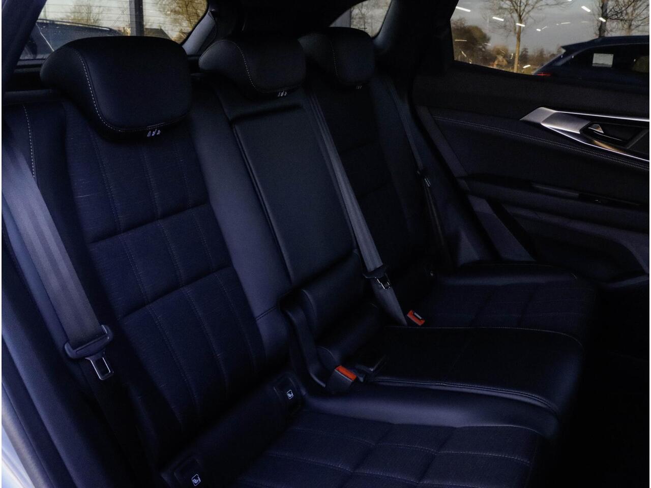 Renault Austral E-Tech full hybrid 200 Iconic Adaptive Cruise | 4.471km!