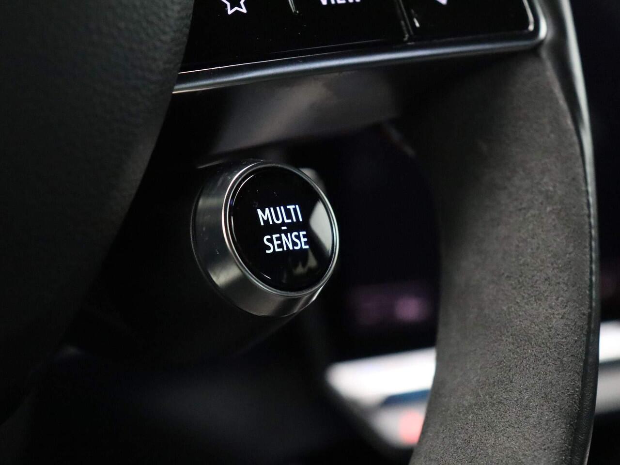 Renault Austral E-Tech Hybrid 200pk Techno Esprit Alpine | Active driver assist | Elek. verwarmbaar stoel | Trekhaak |