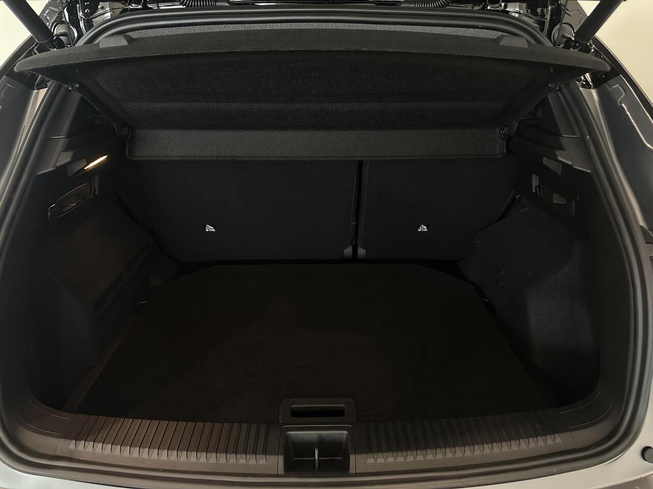 Renault Austral 1.2 E-Tech Full Hybrid 200 Iconic Esprit Alpine | 4CONTROL Advanced | Pack Vision | Pack Light & Sound | Pack Around View Camera | Van: ¤ 55.851,- nu rijklaar voor: ¤ 53.851,-