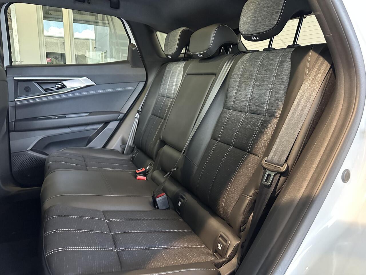 Renault Austral 1.3 mild hybrid 160 X-tronic techno 1800 kG TREKGEWICHT NIEUW MET VOORRAADKORTING | PANORAMADAK | 360° CAMERA | EXTRA OPTIES