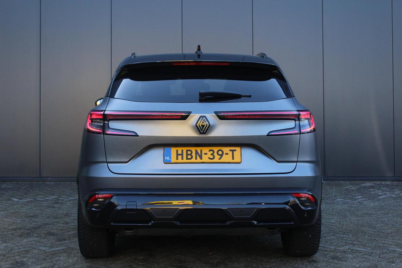 Renault Austral 1.2 E-Tech Hybrid 200Pk Iconic Esprit Alpine | Google Navigatie | Draadloze Carplay | 4-Control | Head-up | Harman Kardon Geluidsysteem | Matrix Led Koplampen | Stoel & Stuurverwarming | Sidesteps | Carbon Pack |