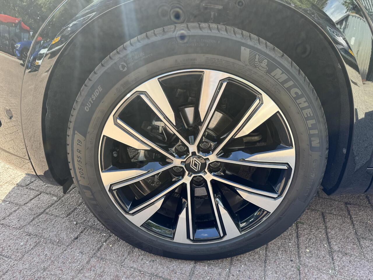 Renault Austral 1.3 mild hybrid 160 Techno 1.800kg trekgewicht!!