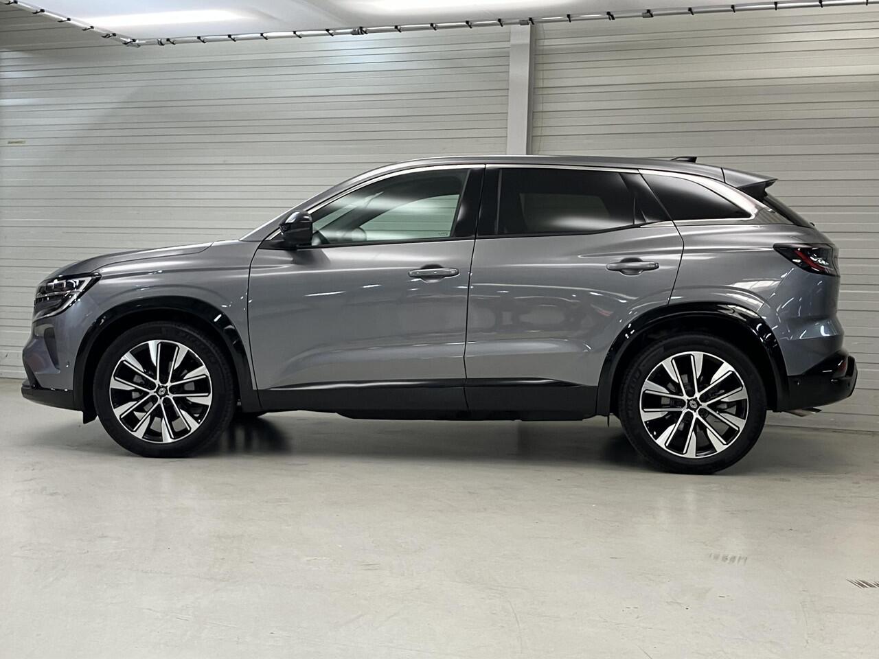 Renault Austral 1.3 mild hybrid 160 X-Tronic techno Automaat / 1.800 kg Trekgewicht / Achteruitrijcamera / Stuur-, stoel- en voorruitverwarming / Navigatie / Apple Carplay Android / 19" LM wielen /