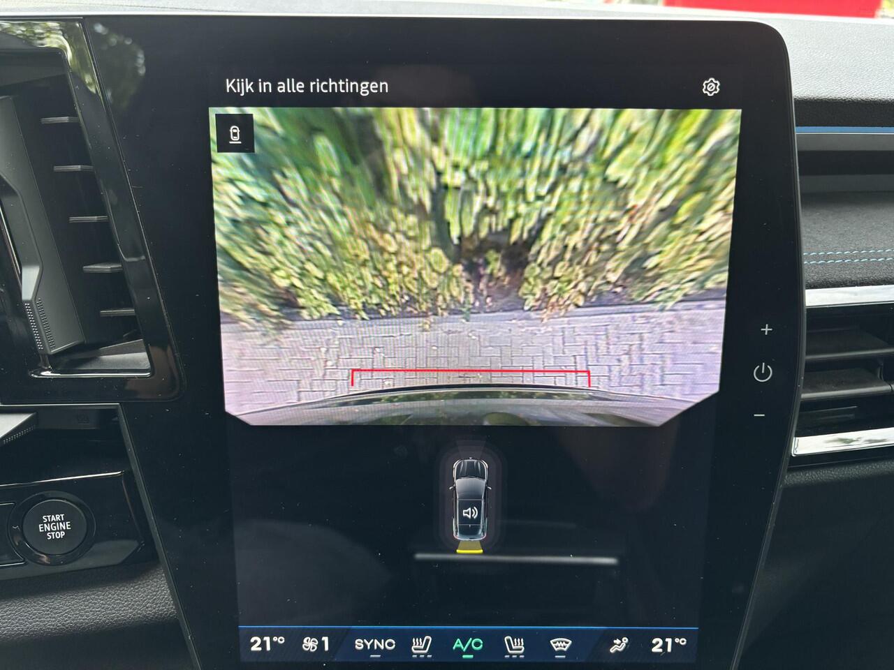 Renault Austral 1.2 E-Tech full hybrid 200 techno esprit Alpine | Navigatie | Achteruitrijcamera | Elektrisch verstelbare stoelen | Cruise control adaptief |