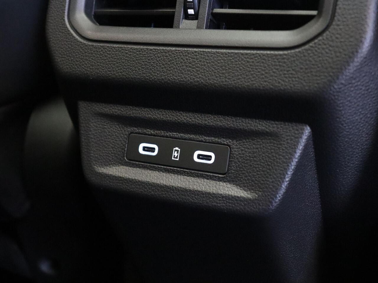 Renault Austral E-Tech full hybrid 200pk iconic esprit Alpine | Harman kardon | Panoramisch vast glazen dak | 360 graden camera |