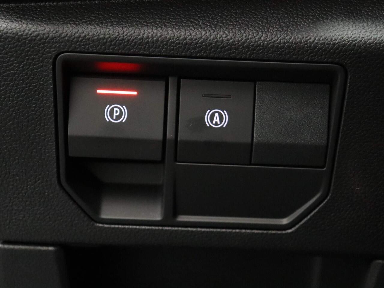 Renault Austral E-Tech full hybrid 200pk techno esprit Alpine | Panoramisch vast glazen dak | Blind spot warning | Company Car|