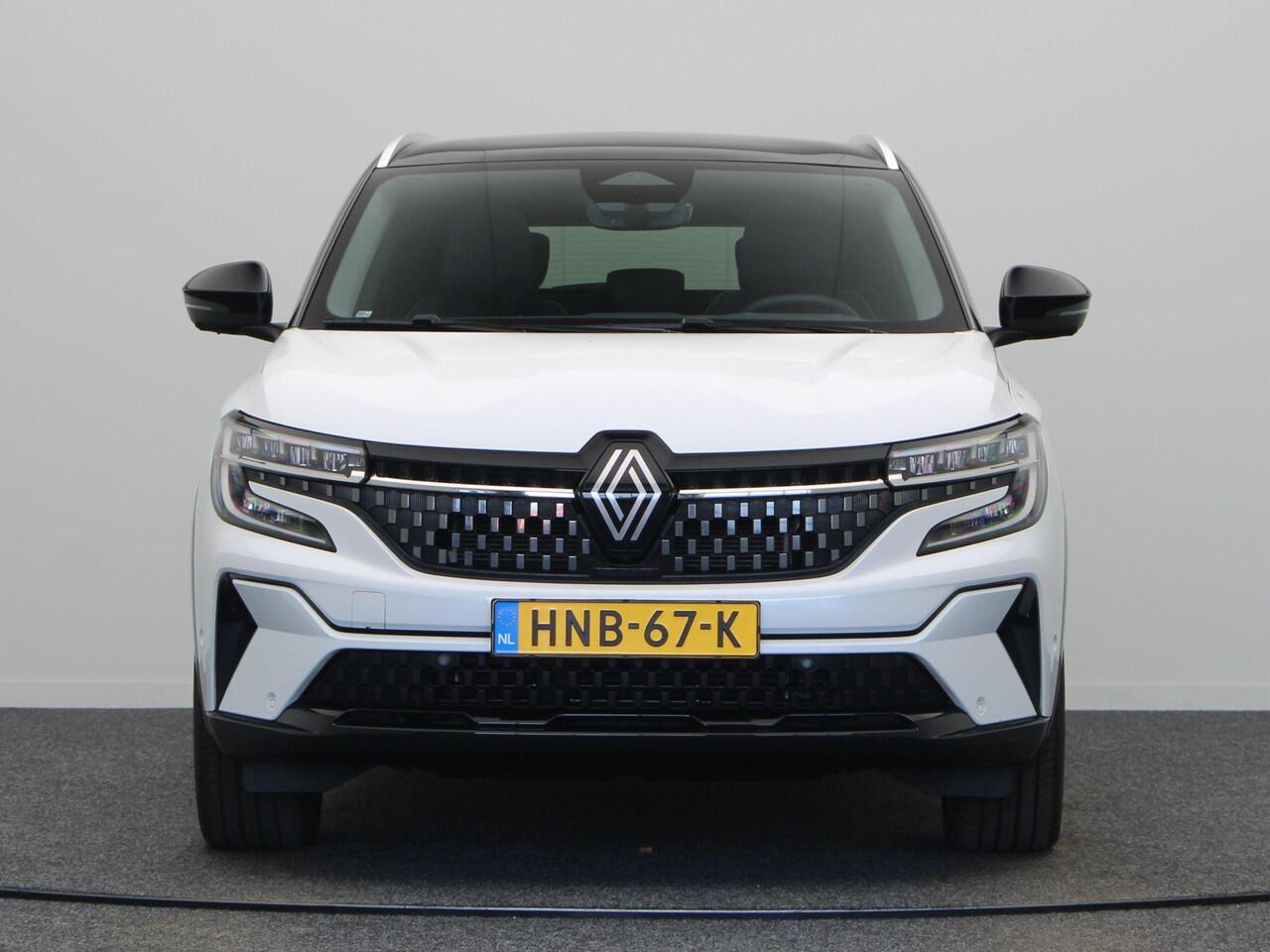 Renault Austral E-Tech full hybrid 200pk iconic | Active driver assit | Panoramisch vast glazen dak | Harman kardon |