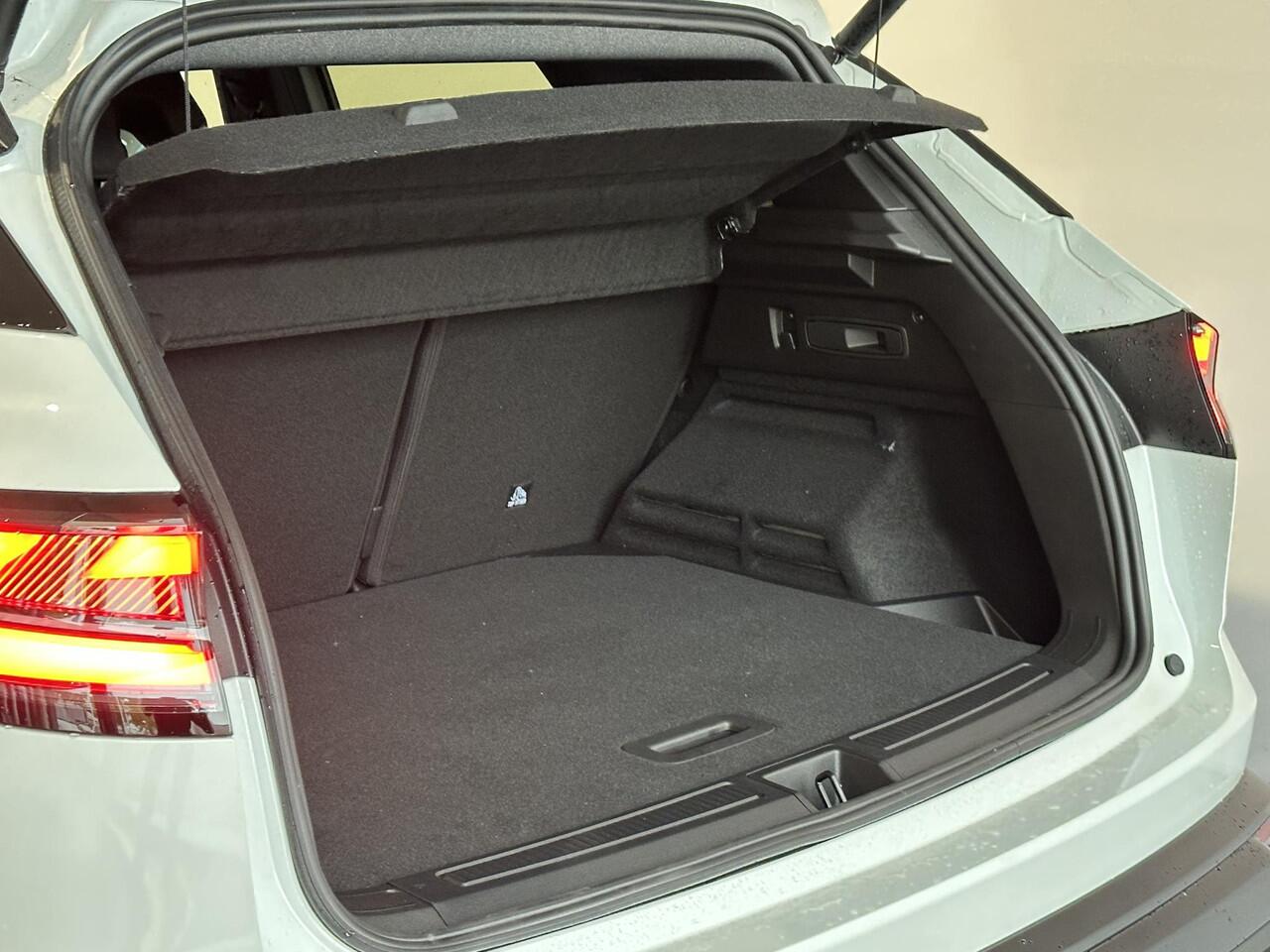 Renault Austral 1.2 E-Tech full hybrid 200 iconic esprit Alpine ADAPTIVE CRUISECONTROL | STOEL-/STUURVERWARMING | ACHTERUITRIJCAMERA | ELEKTRISCHE ACHTERKLEP