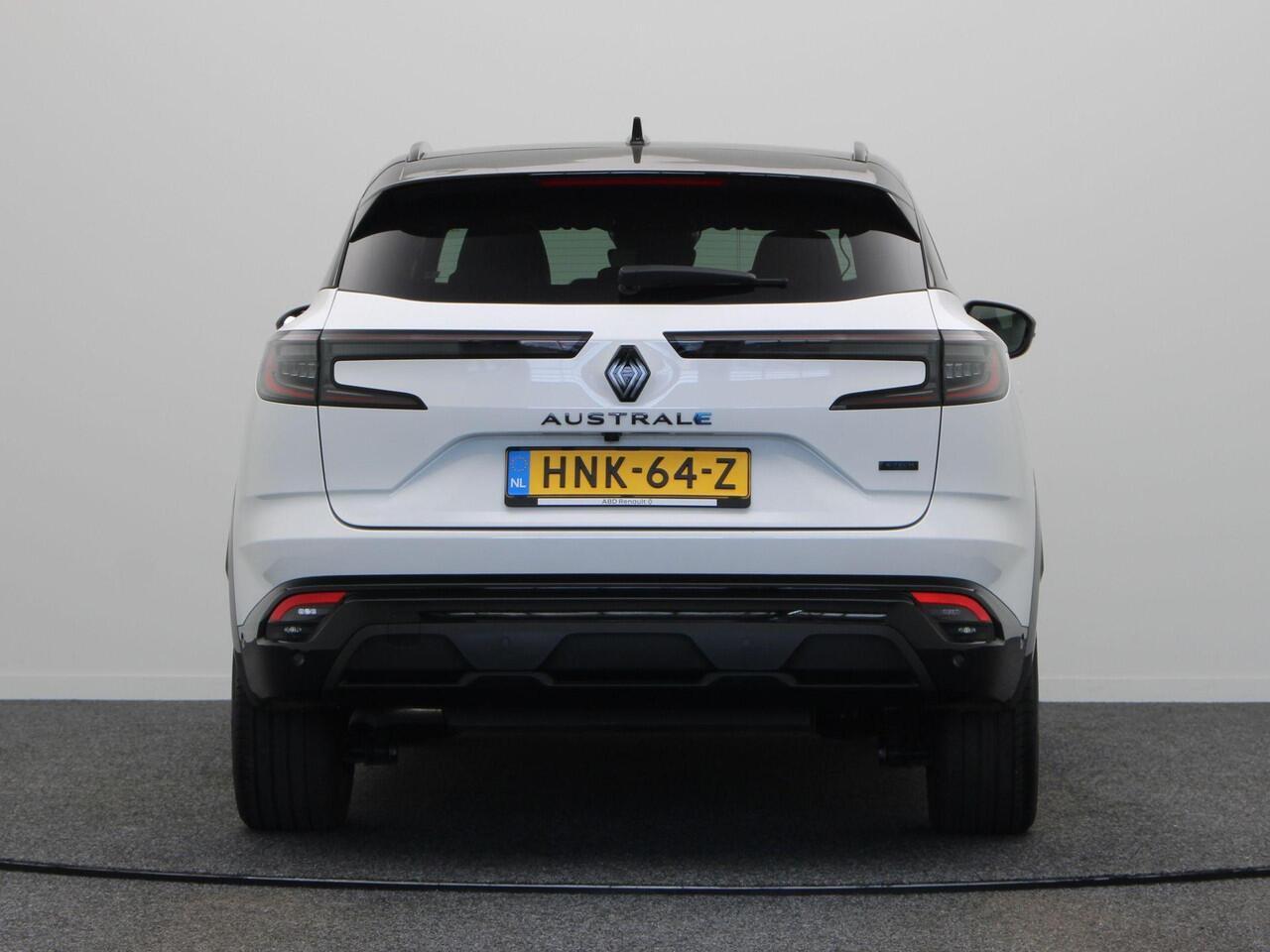 Renault Austral E-Tech full hybrid 200pk techno esprit Alpine | Panoramisch vast glazen dak | Blind spot warning |