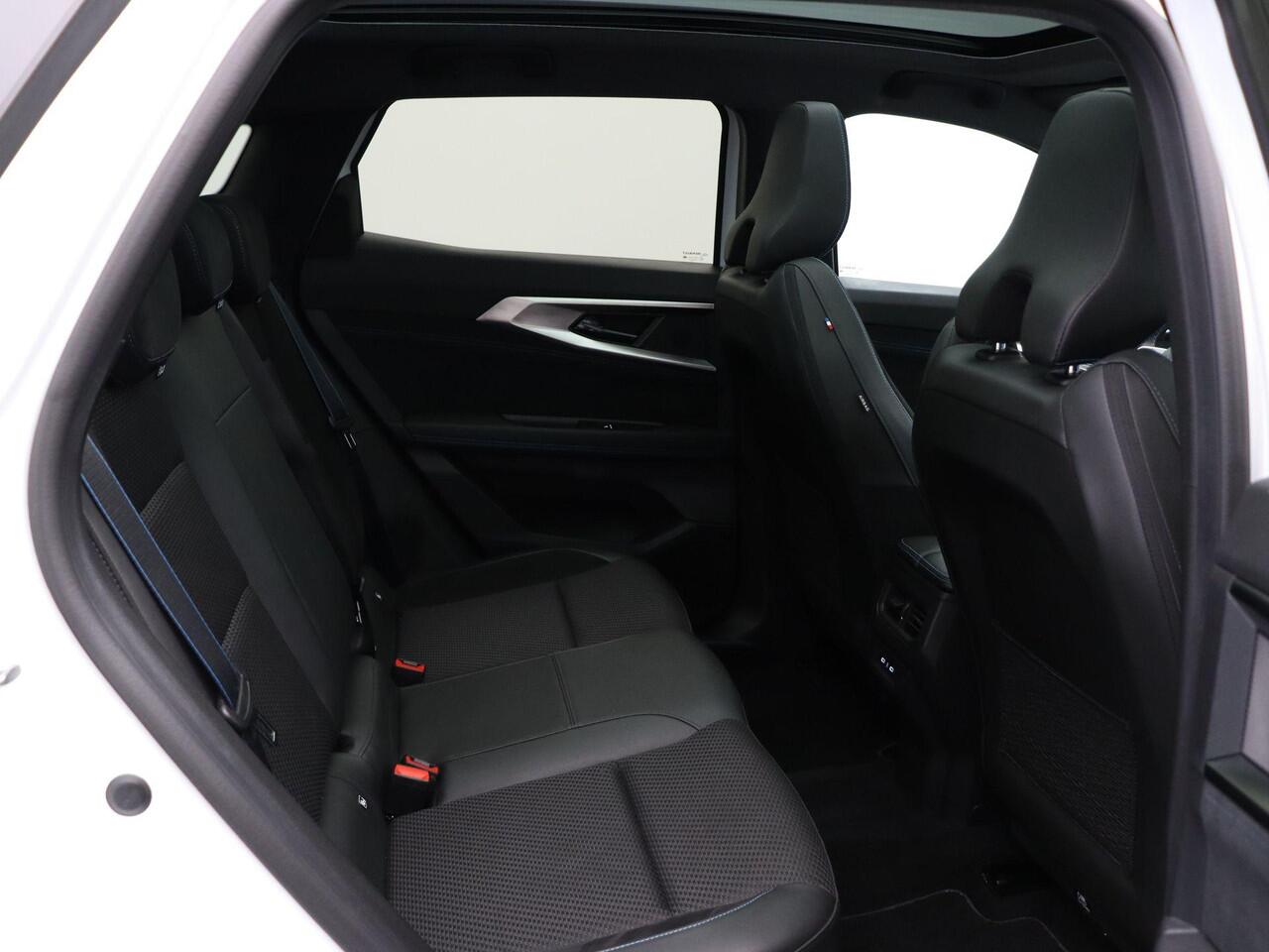 Renault Austral E-Tech full hybrid 200pk techno esprit Alpine | Panoramisch vast glazen dak | Blind spot warning |