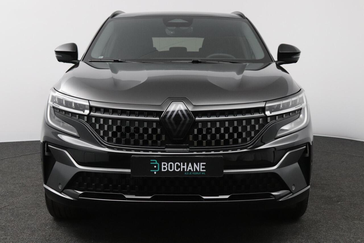 Renault Austral 1.3 Mild Hybrid 160PK X-Tronic Esprit Alpine |Trekhaak | 3D Camera | Panorama Dak | Pack Lounge | Pack Safety |