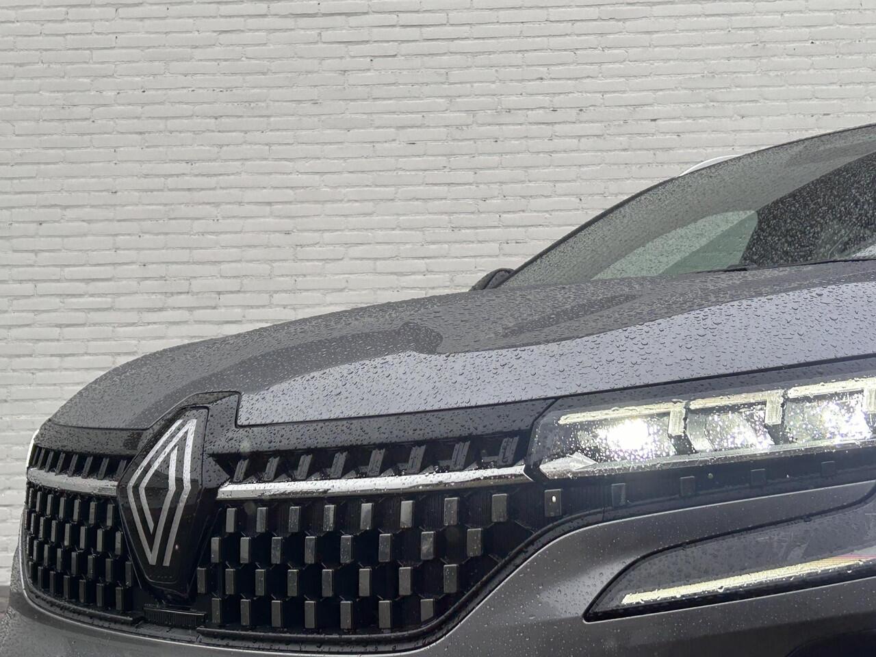 Renault Austral 1.3 Mild Hybrid 160 X-tronic Techno / DEMO / Trekhaak afn. / trekgewicht 1.800 kg / Pack Look / Pack Solid / Pack around view camera / Pack Safety / Panorama dak / Adaptieve Cruise / Massage stoel / elektrische stoel met geheugen / verwarmde voorruit / ve