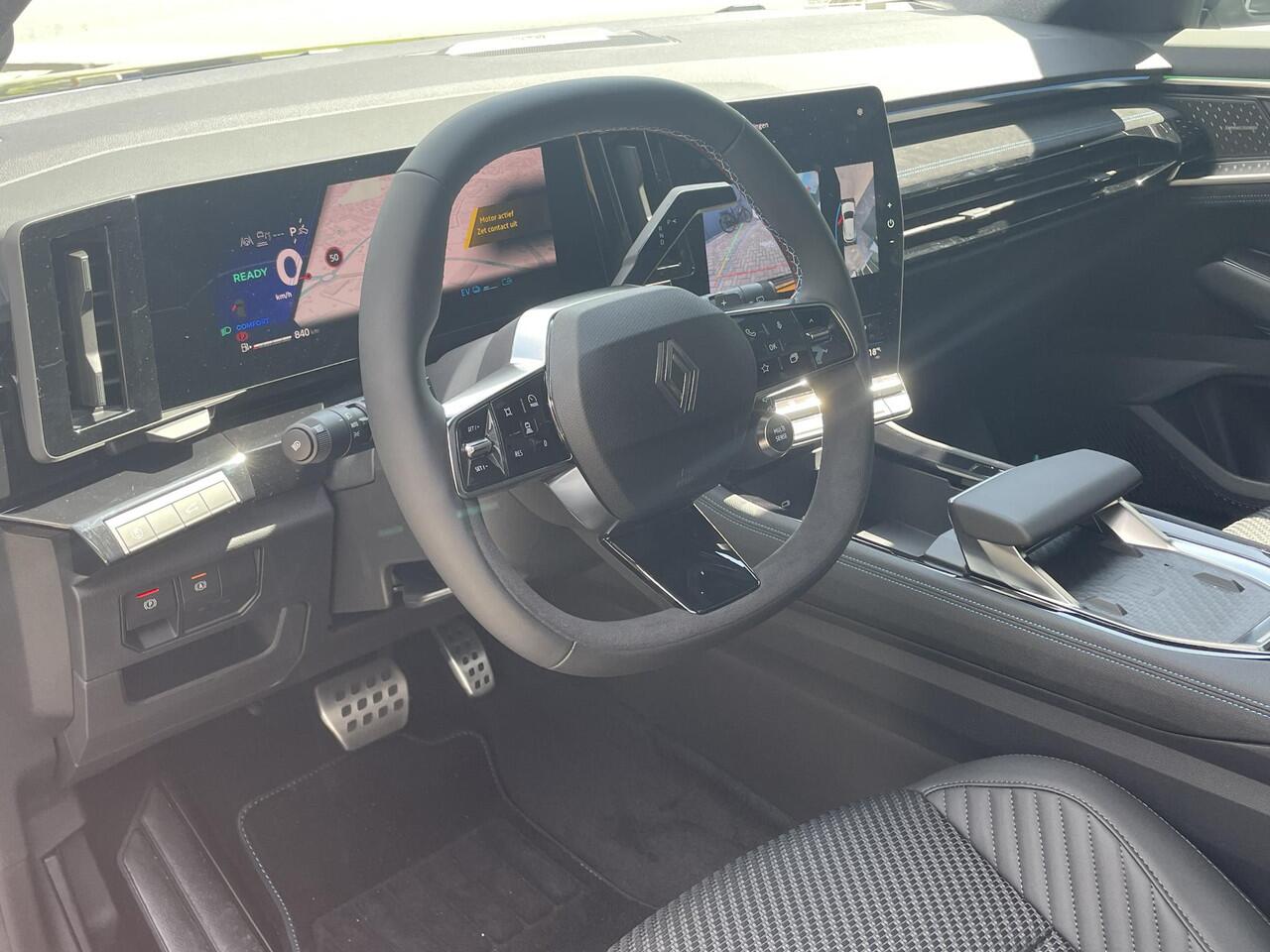 Renault Austral 1.2 E-Tech full hybrid 200 iconic esprit Alpine | Trekhaak | Harman Kardon |