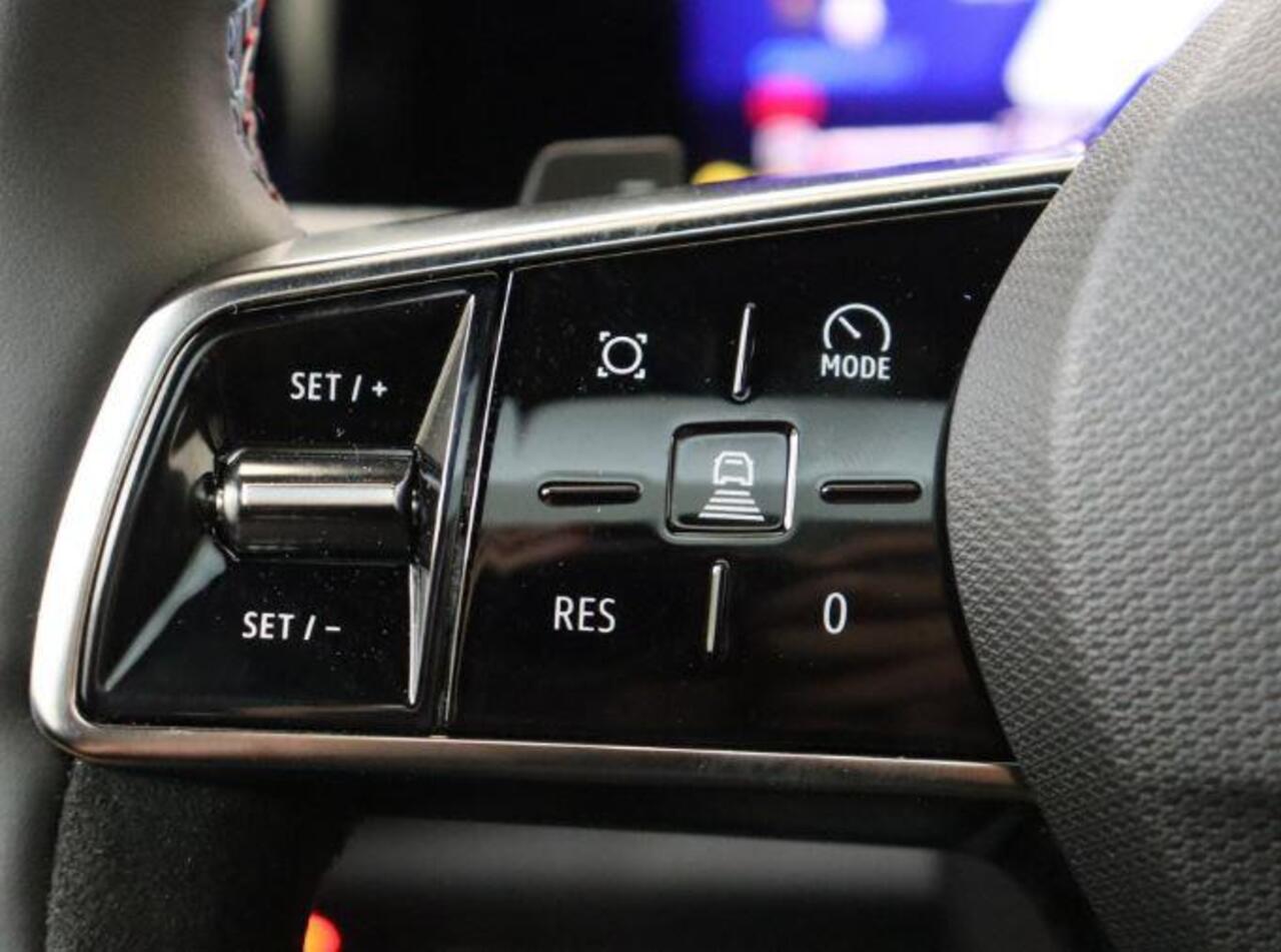 Renault Austral 1.2 E-Tech full hybrid 200 iconic esprit Alpine | Harman Kardon Audio | 360 Camera | Navi / Pack Winter |