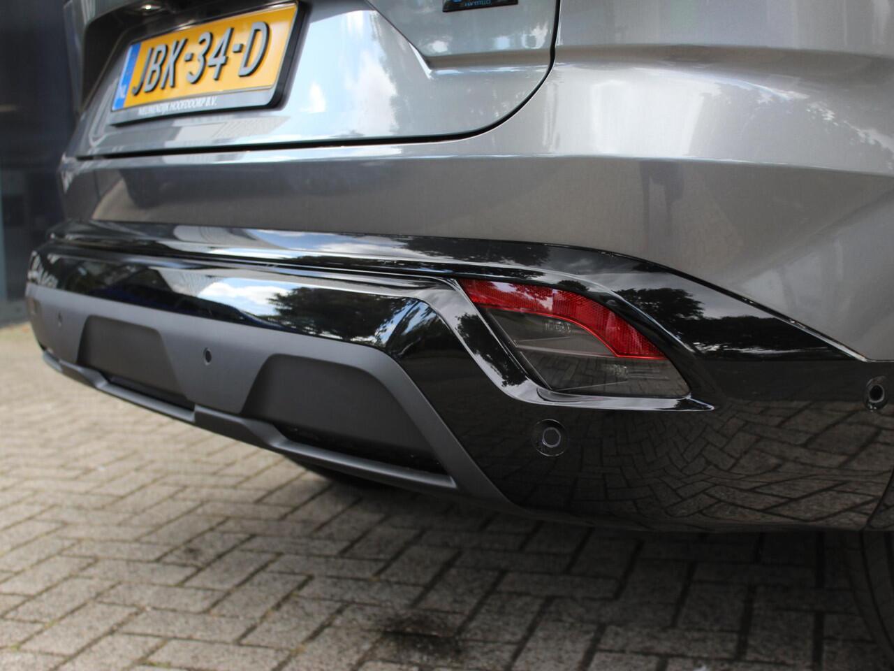 Renault Austral 1.2 E-Tech Full Hybrid 200 techno esprit Alpine / 20.000KM / PACK LOUNGE / PACK SAFETY / NAVI / CAMERA / PACK SOLID / STOELV. / STUURV. / VOORRUITV. / 20'' LMV