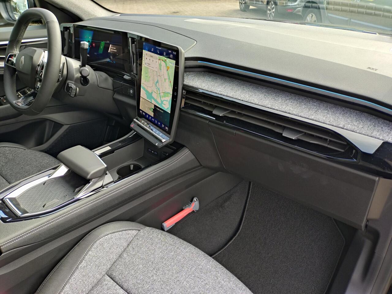 Renault Austral 1.2 E-Tech full hybrid 200 techno / GOOGLE MAPS / STOEL- STUUR- VOORRUITVERWARMING / ELEKTRISCHE ACHTERKLEP / ADAPTIEVE CRUISECONTROL / CLIMATE CONTROL