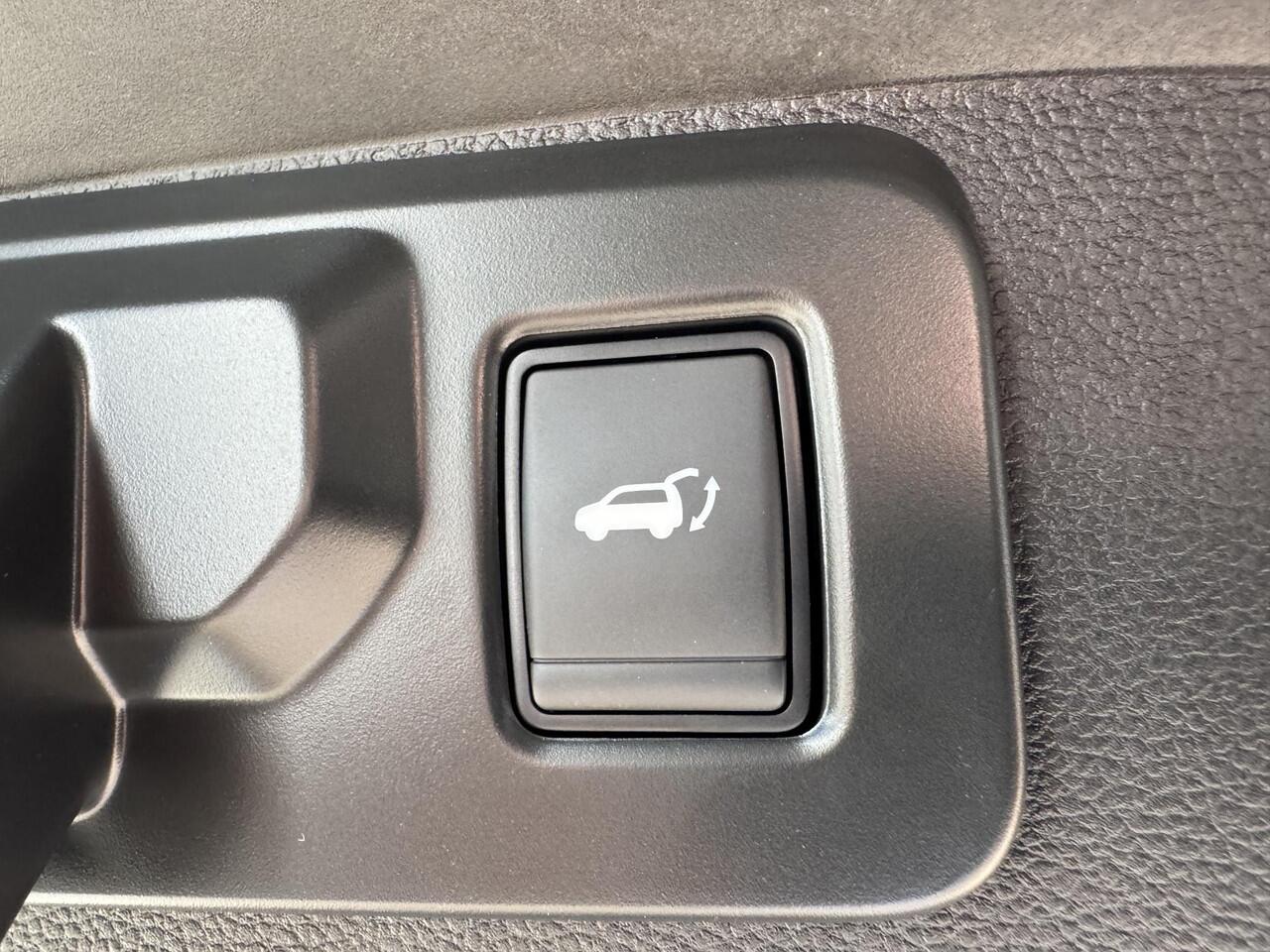 Renault Austral 1.3 160pk EDC Techno+Pack Comfort+Panodak!!!!