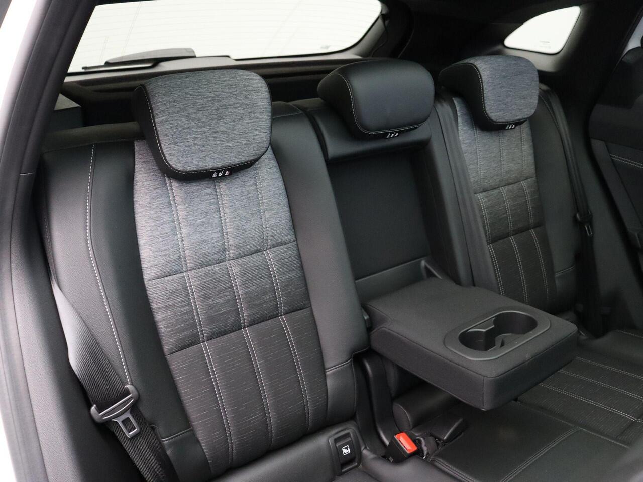 Renault Austral E-Tech full hybrid 200pk techno | 1500KG Trekgewicht | glazen dak | Blind-spot |