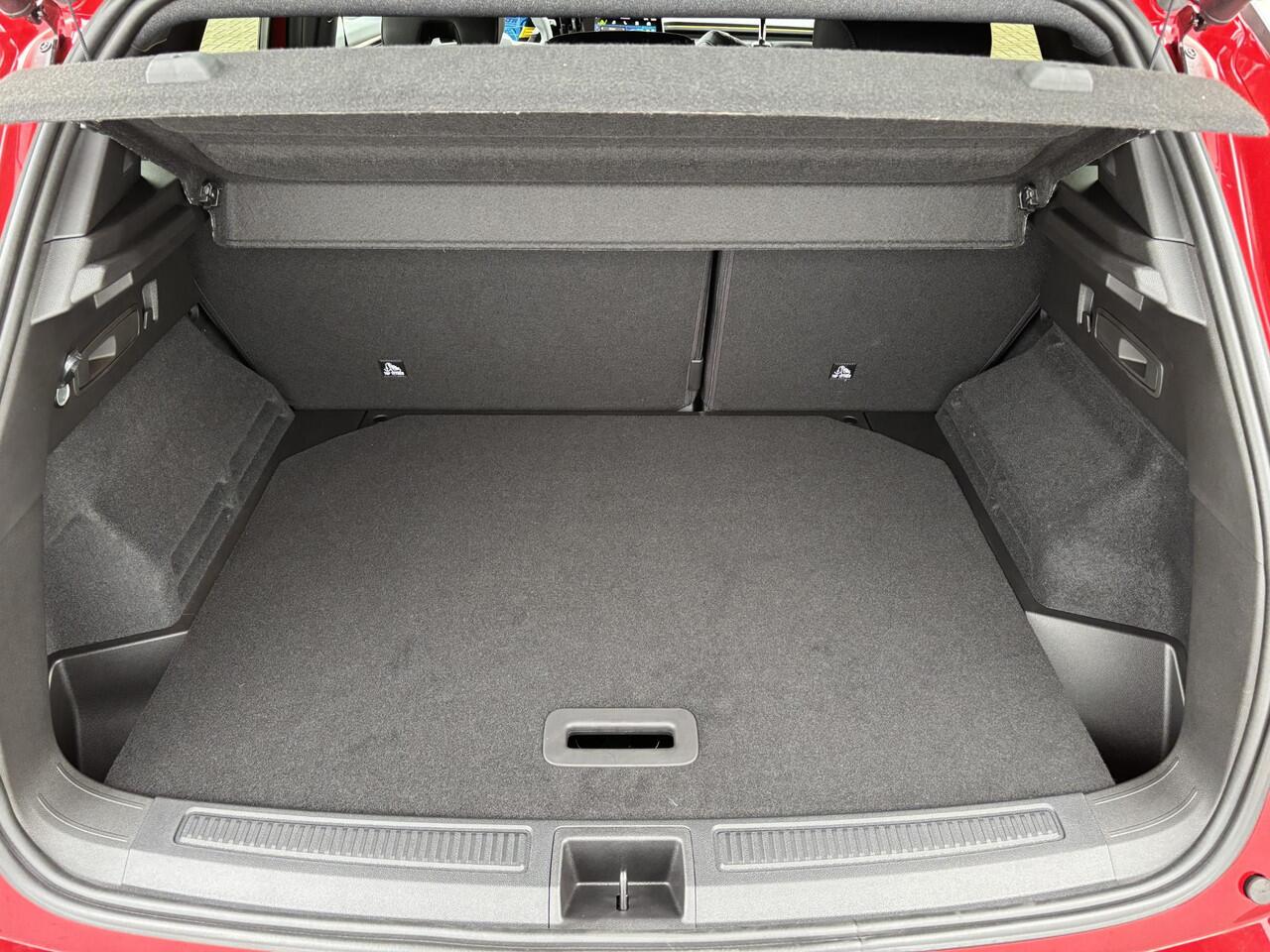 Renault Austral 1.2 E-Tech full hybrid 200 iconic esprit Alpine | Aanhangwagen geremd 1500kg | Nieuw model |