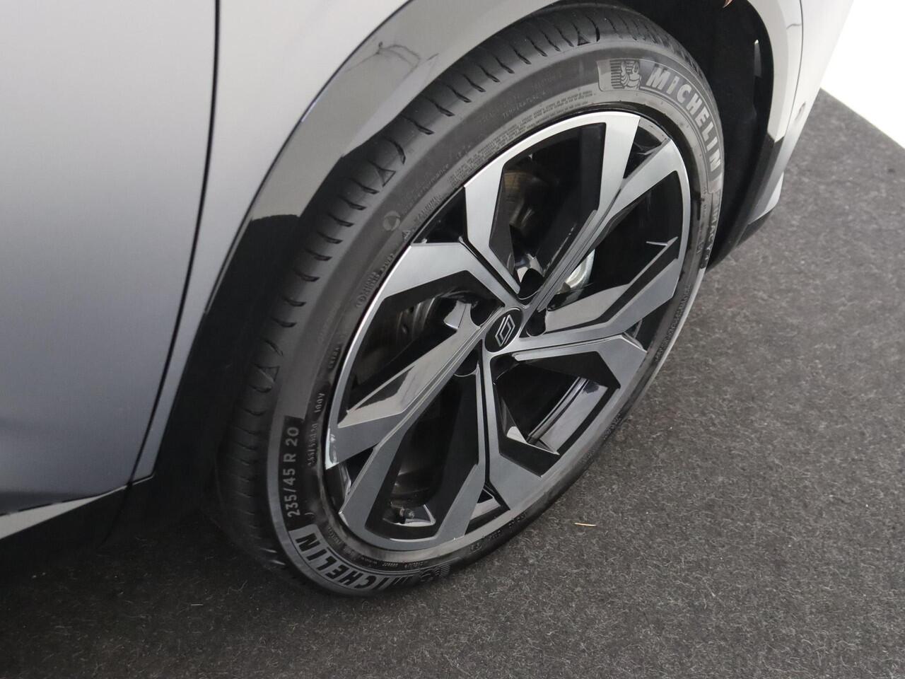 Renault Austral 1.2 E-Tech full hybrid 200 techno esprit Alpine | Automaat | Verwarmbare stoelen | Achteruitrijcamera