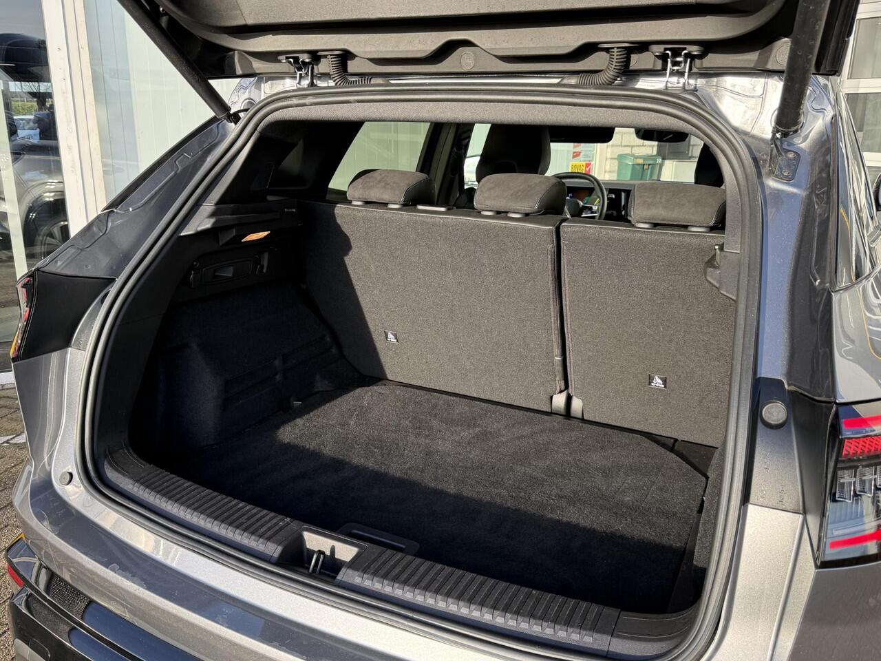 Renault Austral 1.2 E-Tech full hybrid 200 iconic esprit Alpine | NAP | Harman & Kardon | Stoel, stuur & voorruit verwarming | Panorama dak |