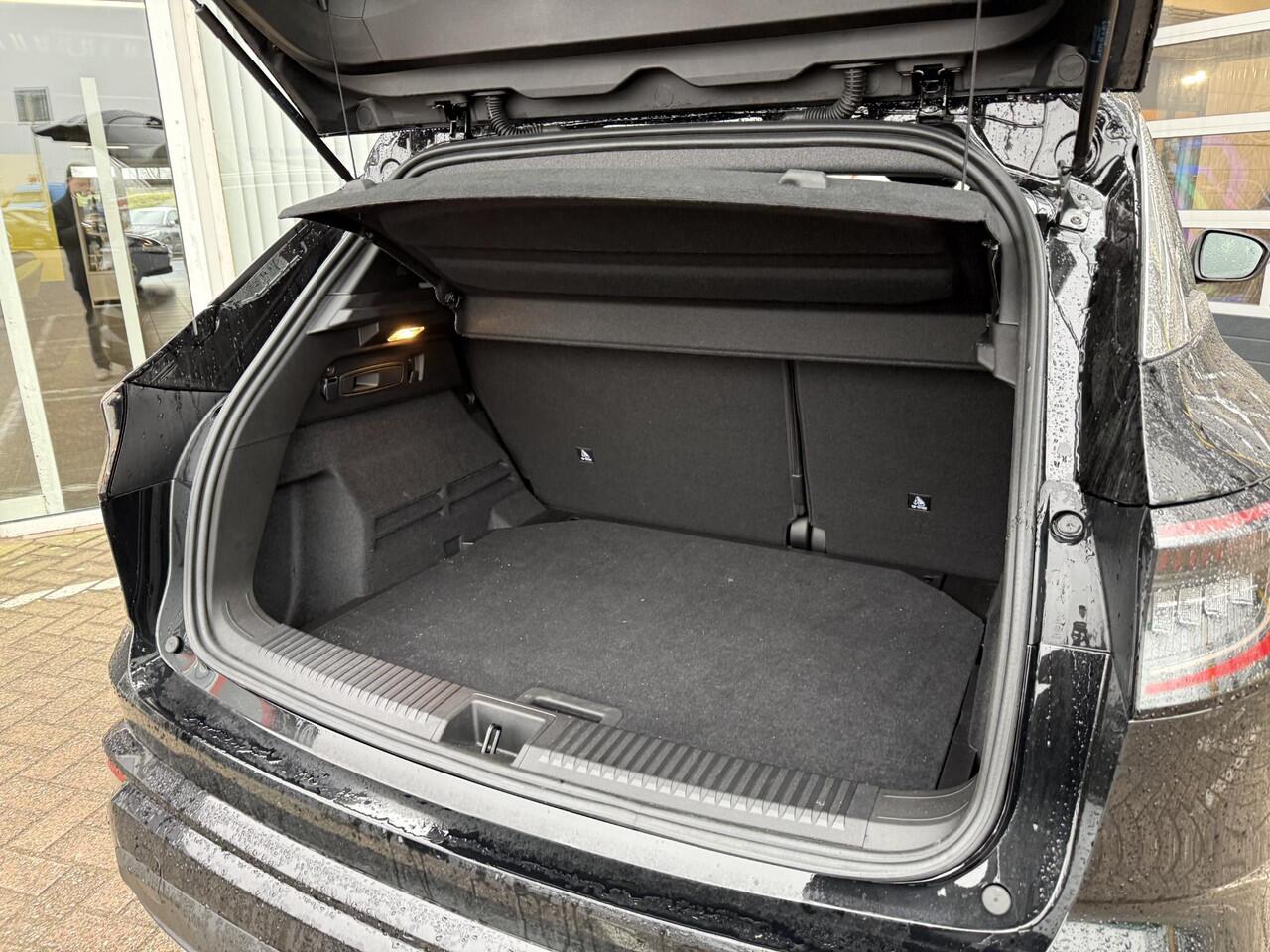 Renault Austral 1.3 mild hybrid 160 X-tronic | Demo | Stoel & stuur verwarming | Panorama dak | Elektrische stoelen | Cruise adaptief | 360 graden camera |