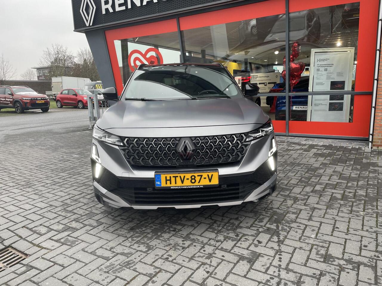 Renault Austral 1.2 E-Tech full hybrid 200 iconic esprit Alpine / 4CONTROL advanced / PACK AROUND VIEW CAMERA / PACK LIGHT & SOUND / PACK VISION