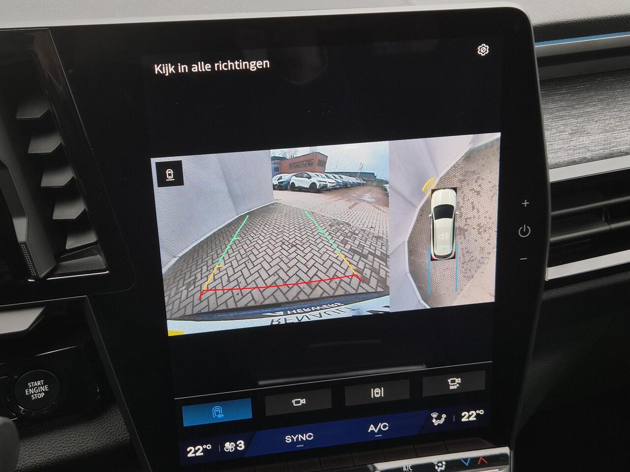 Renault Austral full hybrid 200 techno Automaat Panoramadak / Fabrieksgarantie tot 04-2028 / Trekgewicht 1500 kg / Pack Look / Rondomzicht camera / Apple Carplay Android Auto / Adaptief cruise control / Keyless Entry/Start / Draadloze telefoon lader /