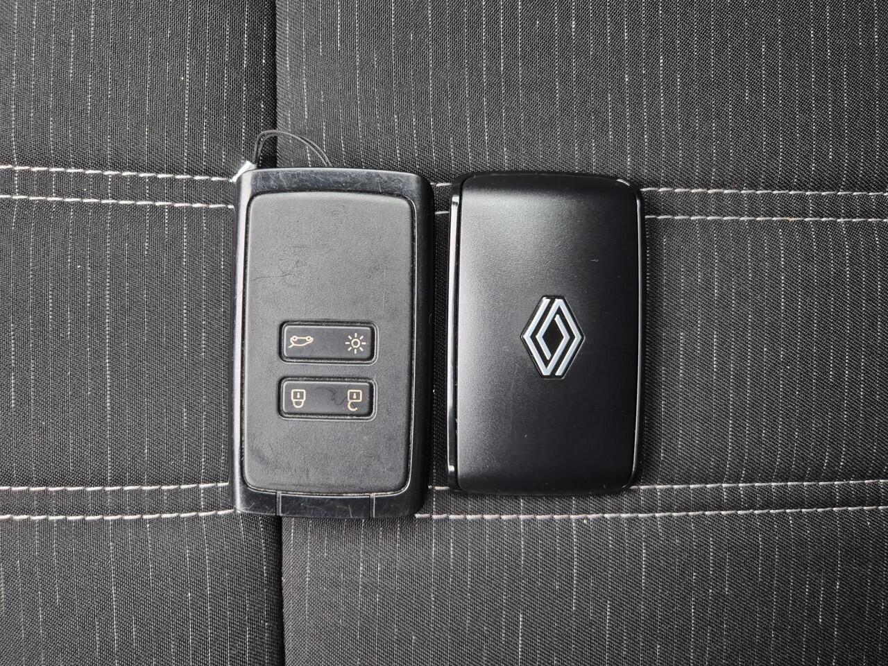 Renault Austral full hybrid 200 techno Automaat Panoramadak / Fabrieksgarantie tot 04-2028 / Trekgewicht 1500 kg / Pack Look / Rondomzicht camera / Apple Carplay Android Auto / Adaptief cruise control / Keyless Entry/Start / Draadloze telefoon lader /