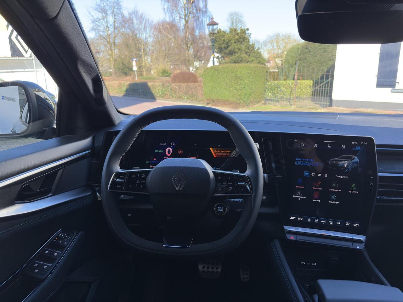 Renault Austral E-Tech full hybrid 200 esprit Alpine | Premium kleur bleu Naxos/zwart | Full hybrid 200pk! | Luxe esprit Alpine uitvoering | Lage kilometerstand | SoH waarde 99% | Schitterende kleur bleu naxos |