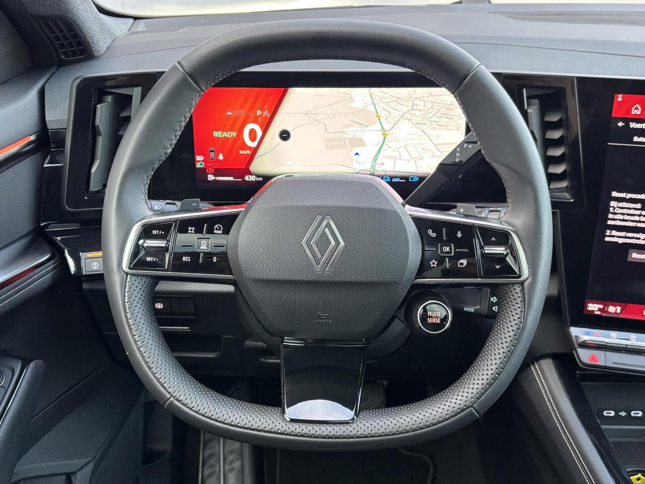 Renault Austral E-Tech full hybrid 200 techno / Fabrieksgarantie tot 03-2028 / Panoramadak / Adaptief Cruise Control / 360 Graden Camera / Apple Carplay & Android Auto / Dodehoek Detectie / Climate Control /