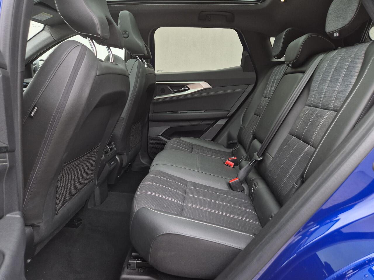 Renault Austral E-Tech full hybrid 200 techno Automaat / Fabrieksgarantie tot 04-2028 / Panoramadak / Trekgewicht 1500 kg / Pack Look / Rondomzicht camera / Apple Carplay Android Auto / Adaptief cruise control / Keyless Entry/Start / Draadloze telefoon lader /