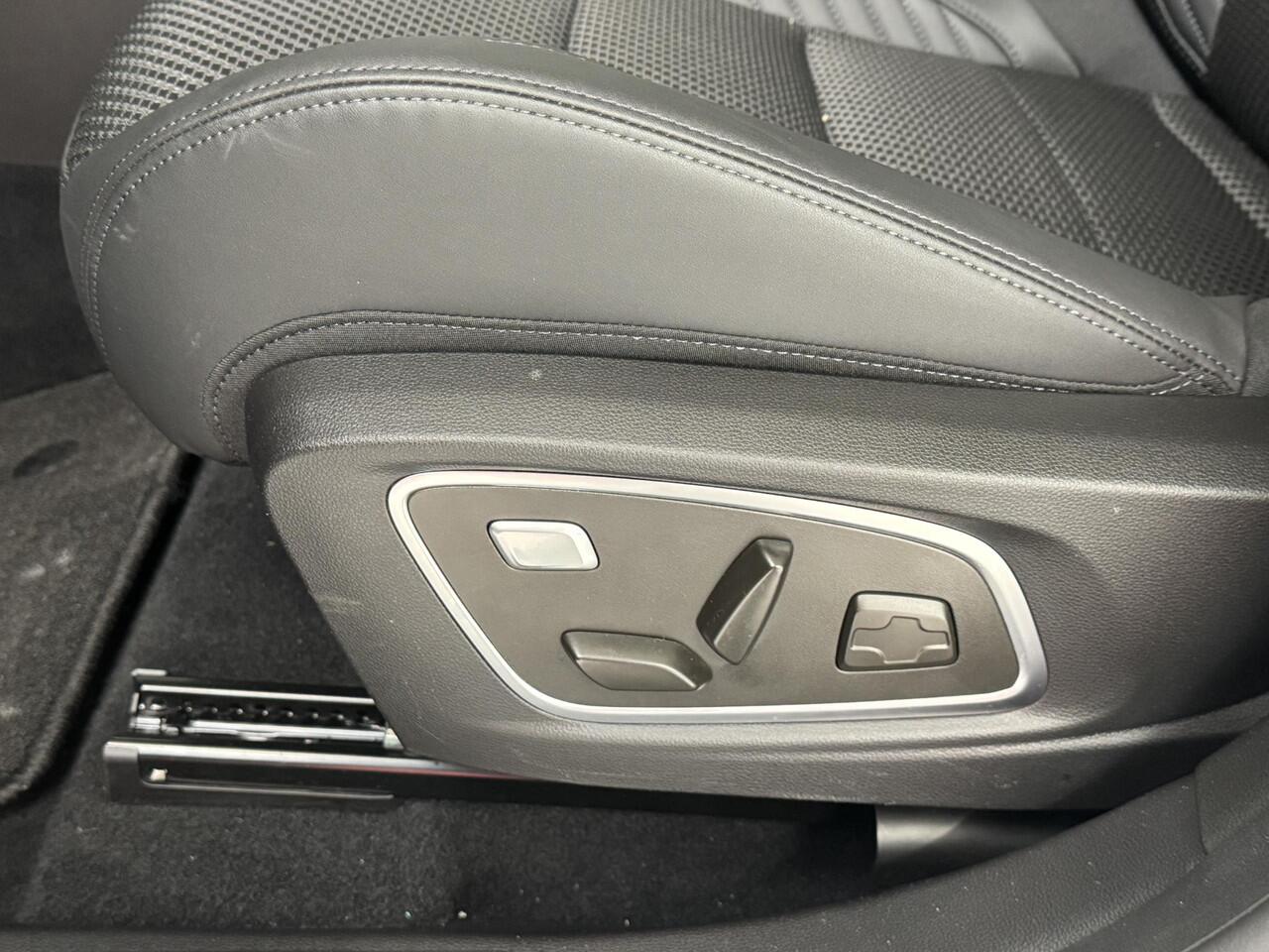 Renault Austral 1.2 E-Tech full hybrid 200 Esprit Alpine | Panoramadak | Navigatie | 360° Camera | Harman / Kardon | 4 Control |