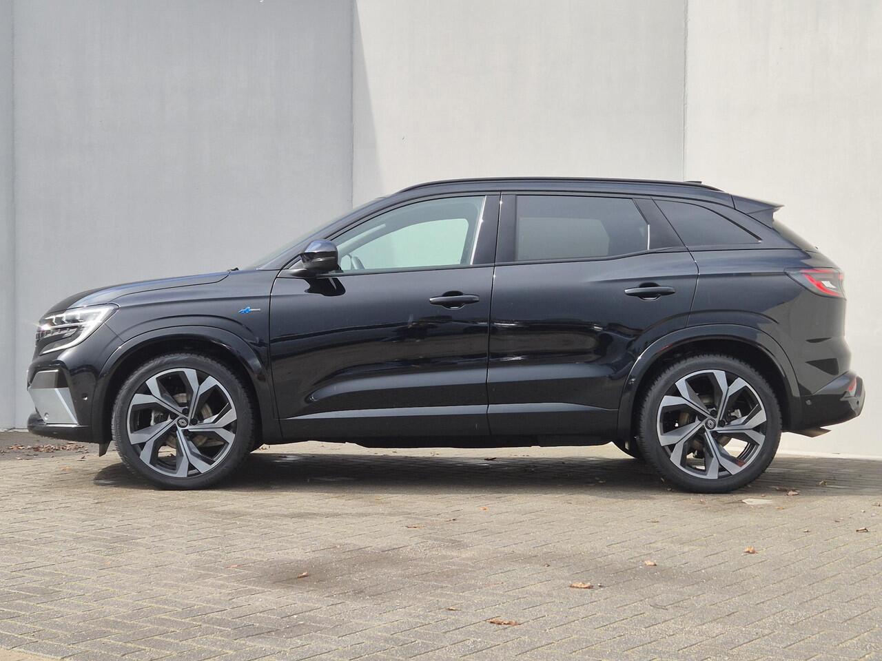 Renault Austral 1.3 mild hybrid 160 X-tronic techno esprit Alpine / Fabrieksgarantie tot 05-2027 / All season banden / Panoramadak / Trekgewicht 1800 kg / Elektrische achterklep / Adaptief cruise control / Achteruitrijcamera / Apple Carplay Android Auto /