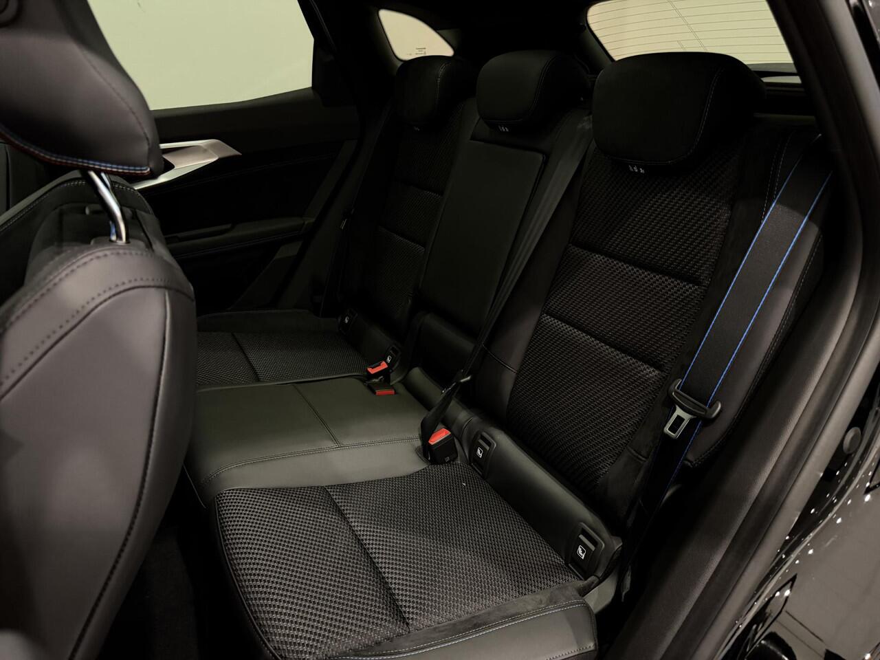 Renault Austral 1.2 E-Tech Full Hybrid 200 Esprit Alpine | Pack Light & Sound | Van: ¤ 51.059,- nu rijklaar voor: ¤ 49.059,-